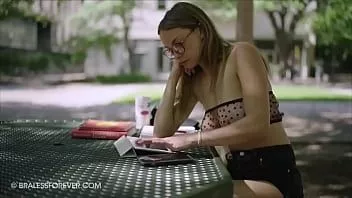 Oynat Görebileceğiniz en iyi yanıp sönen derleme