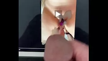 Afspelen De vrouw van Pickerelguy wilde dat ik klaarkwam in een van hun video's, dus deed ik een eerbetoon aan haar!