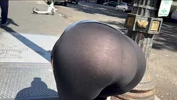 Putar Bubble butt wedgie jalan-jalan kota yang jujur
