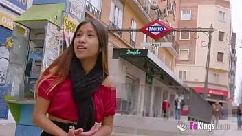 再生 あなたの信頼できるラティーナの女の子-隣はポルノポルノを作ります: adely ruizは角質のふしだらな女です!