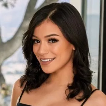 Gwiazda porno Savannah Sixx
