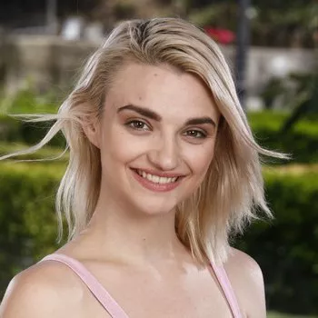 Pornstar Stevie Grey